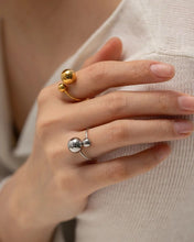 Load image into Gallery viewer, Anillo balín Gold / Silver